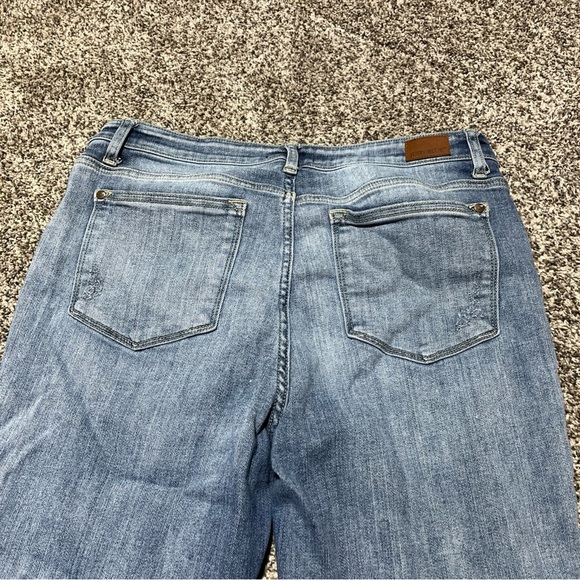 Judy Blue Distressed Boot Cut Light Wash Stretch Jeans Womens 15/32 - Picture 10 of 10
